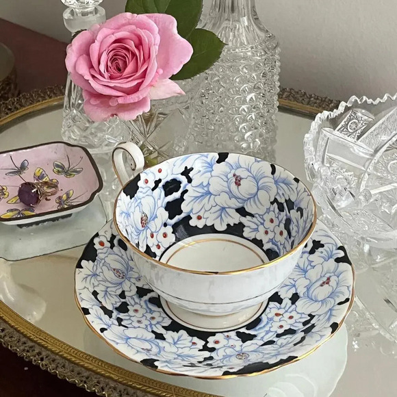Victoria C&E Peony Blue 1930s hand painted - Picture 1 of 9